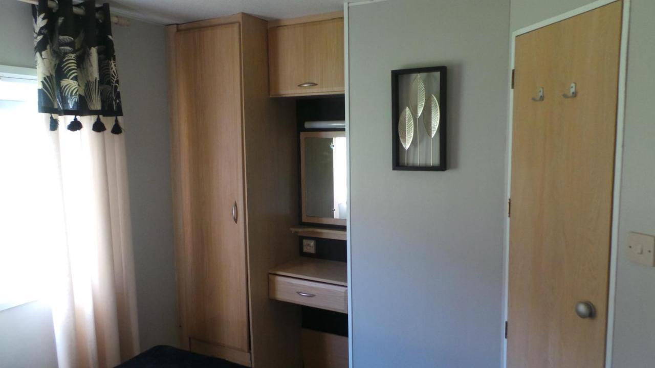 Mobil Home Chez Julie Verchaix ภายนอก รูปภาพ